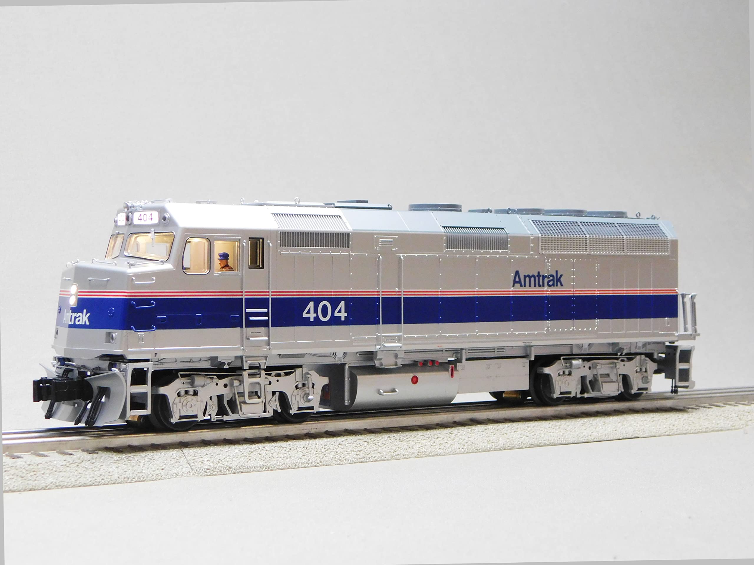 Amazon.com: Model Power Amtrak F40PH Diesel Locomotive